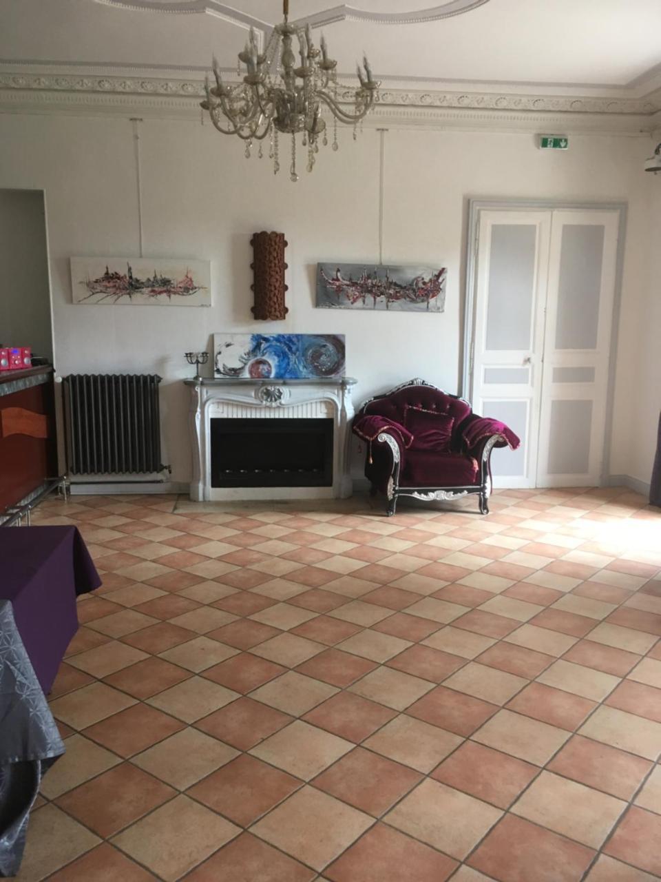 לינה וארוחת בוקר וארן ווזל Chateau Nevers מראה חיצוני תמונה