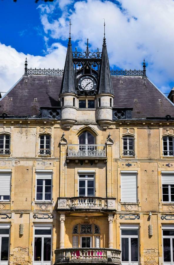 לינה וארוחת בוקר וארן ווזל Chateau Nevers מראה חיצוני תמונה