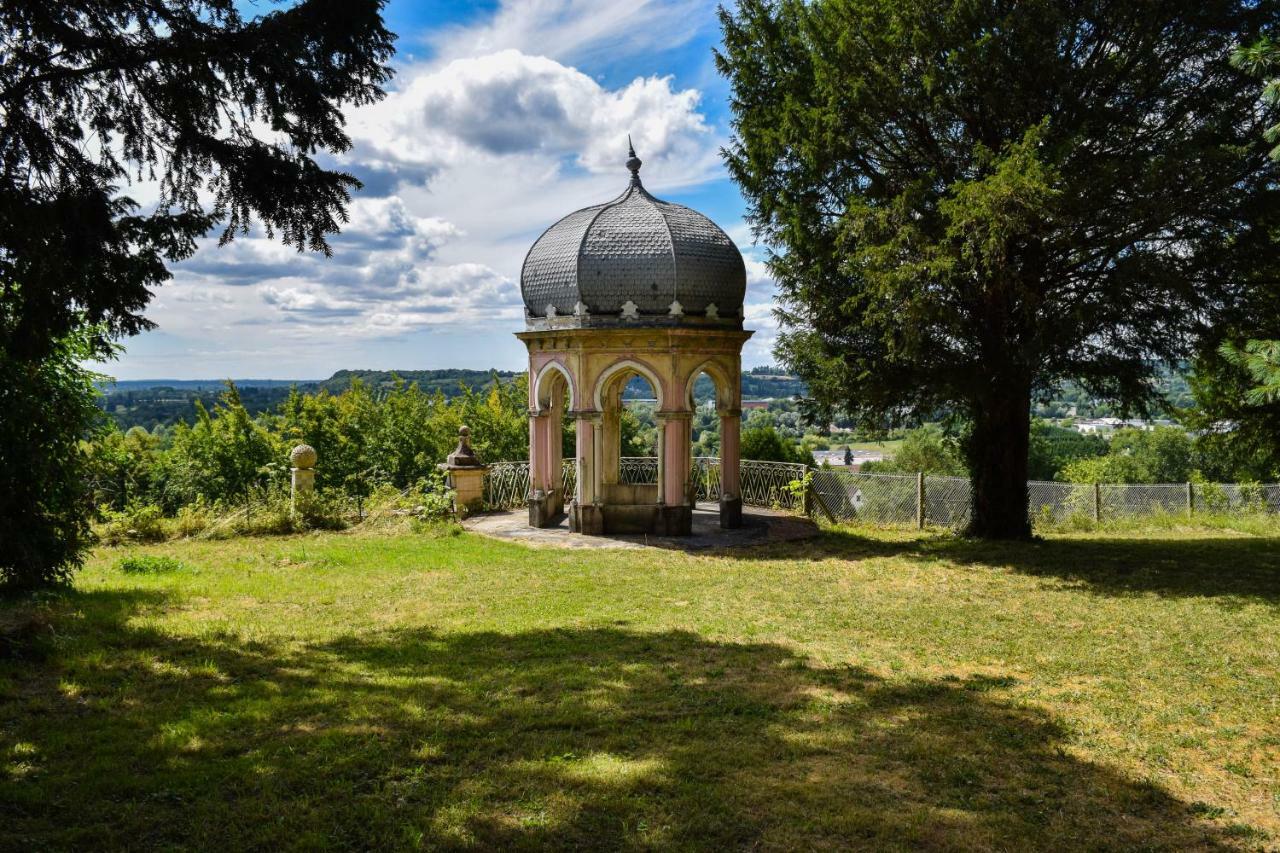 לינה וארוחת בוקר וארן ווזל Chateau Nevers מראה חיצוני תמונה